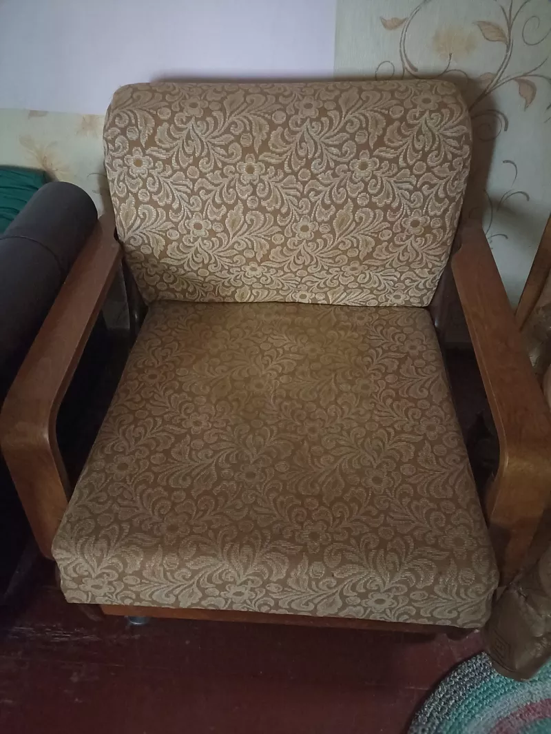 Продам кресло раскладное б/у,  недорого