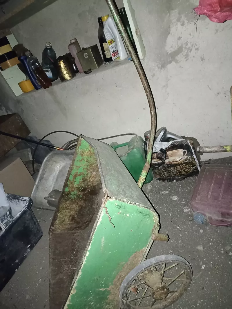 Продам тележку для хозяйственных нужд.